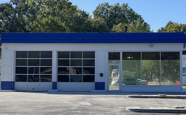 Pictures of Retail property located at 1058 W Sunshine St, Springfield, MO 65807 for sales - image #1