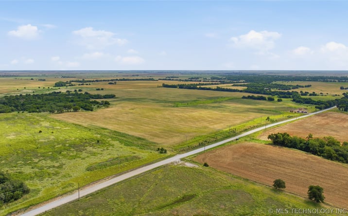 Pictures of Land property located at W Robertson Road, Enid, OK 73701 for sales - image #1