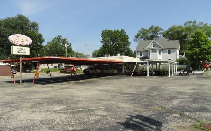 Pictures of Retail property located at 514 S Water St, Sparta, WI 54656 for sales - image #1