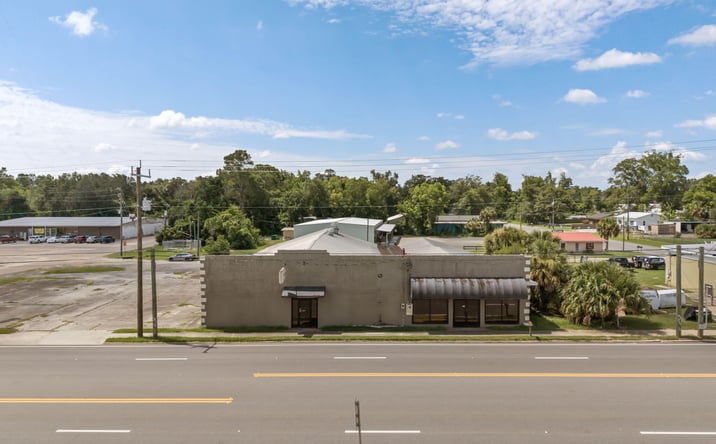 Pictures of Special Purpose property located at 1229 Jackson Avenue, Chipley, FL 32428 for sales - image #1