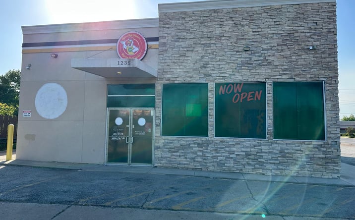 Pictures of Retail property located at 1235 North Grand Boulevard, St. Louis, MO 63106 for sales - image #1