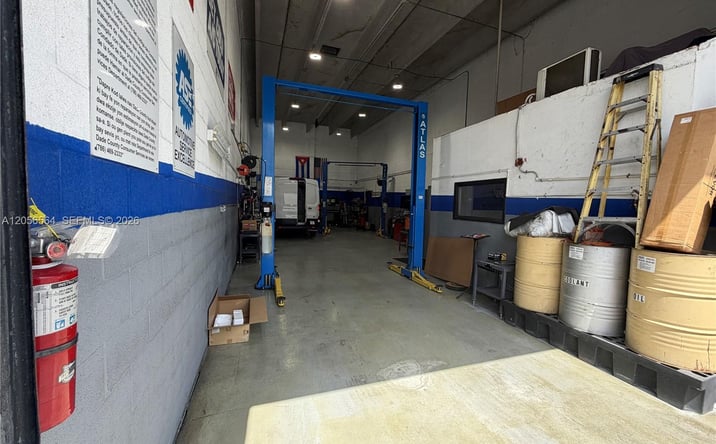 Pictures of Business for Sale, Retail, Industrial property located at Mechanic Shop NW For Sale, Hialeah Gardens, FL 33018 for sales - image #1