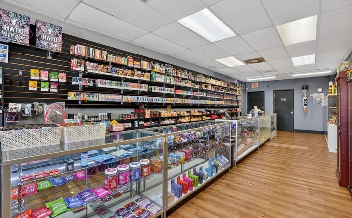 Pictures of Business for Sale, Retail property located at Smoke Shop for Sale in Coral Gables, Coral Gables, FL 33134 for sales - image #1