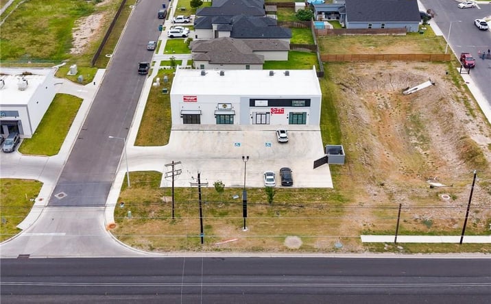 Pictures of Office, Retail property located at 4522 S Raul Longoria Road, Edinburg, TX 78542 for sales - image #1