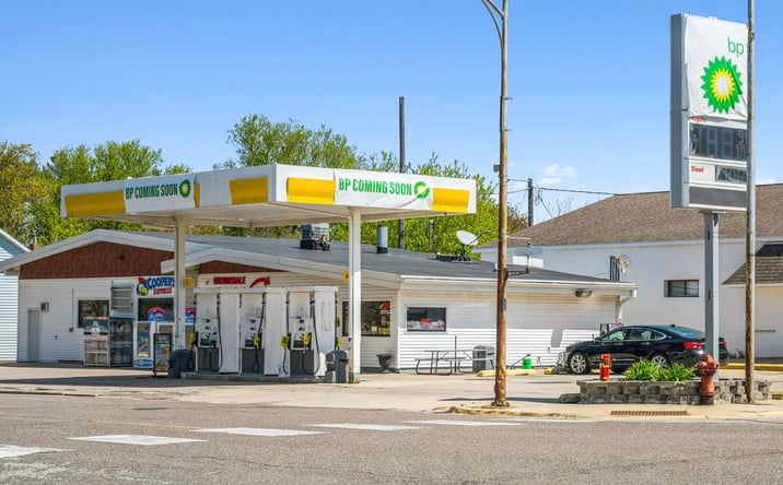 Pictures of Retail property located at 102 Mill Street North, Brownsdale, MN 55918 for sales - image #1