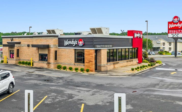 Pictures of Retail property located at 1902 Martin Luther King Boulevard, Malvern, AR 72104 for sales - image #1