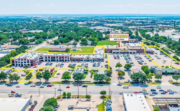 Pictures of Retail property located at 3701-3775 South Cooper Street, Arlington, TX 76015 for sales - image #1