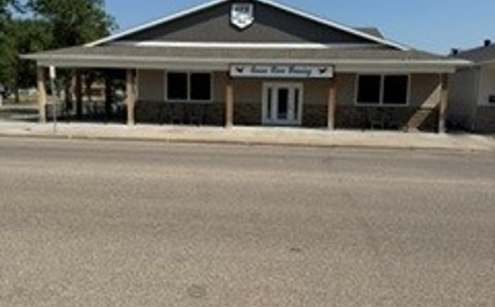 Pictures of Retail property located at 24 West Caledonia Avenue, Hillsboro, ND 58045 for sales - image #1