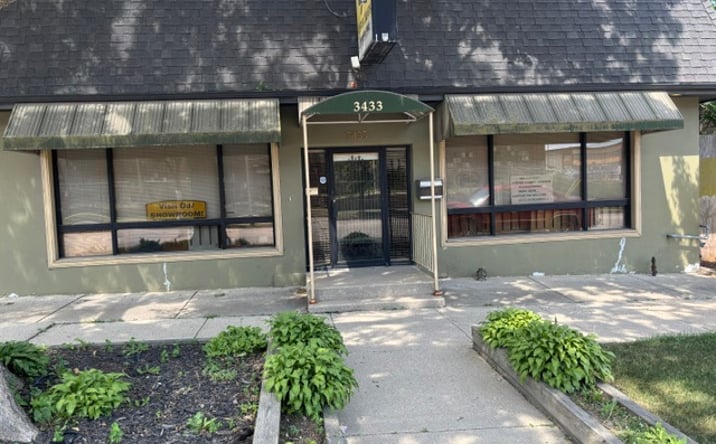 Pictures of Retail, Industrial property located at 3433 N 35th St, Milwaukee, WI 53216 for sales - image #1