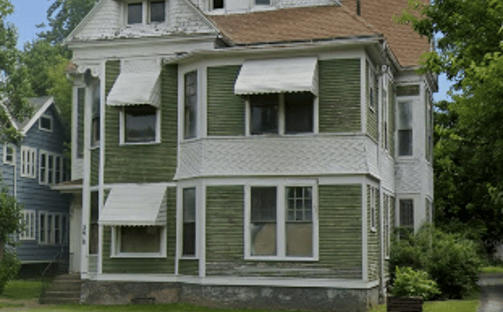Pictures of Multifamily property located at 2618 COLLINGWOOD BLVD, TOLEDO, OH 43610 for sales - image #1