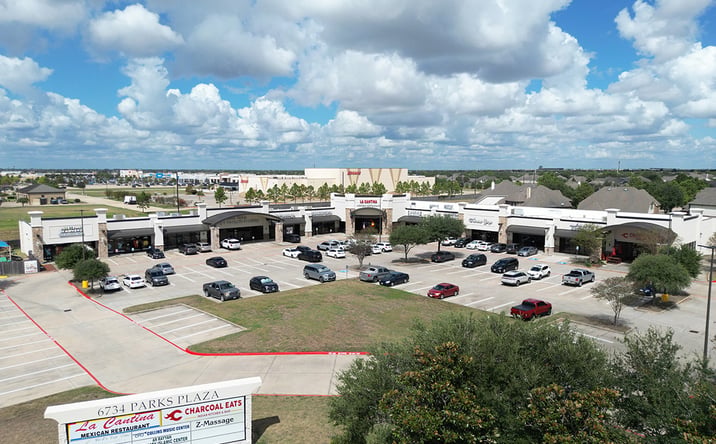 Pictures of Retail property located at 6734 Westheimer Lakes North Drive, Katy, TX 77494 for sales - image #1