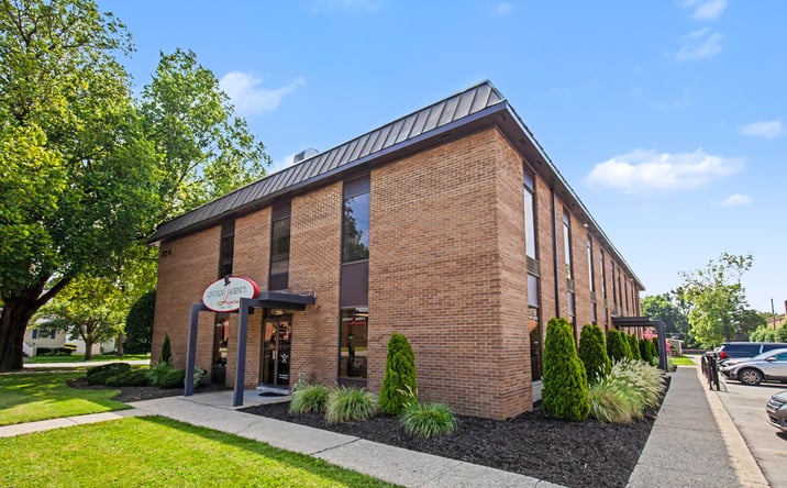 Pictures of Office property located at 214 Breckenridge Ln, Louisville, KY 40207 for sales - image #1