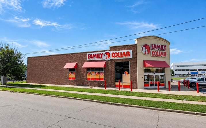 Pictures of Retail property located at 120 E Broadway Ave, Muskegon Heights, MI 49444 for sales - image #1