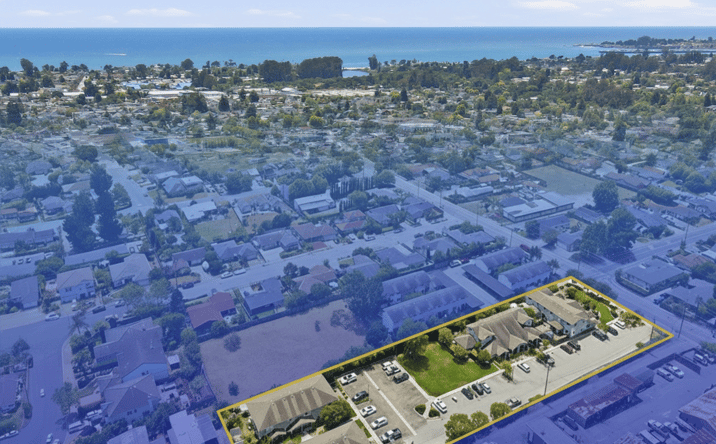 Pictures of Multifamily property located at 2220 CHANTICLEER AVE, SANTA CRUZ, CA 95062 for sales - image #1