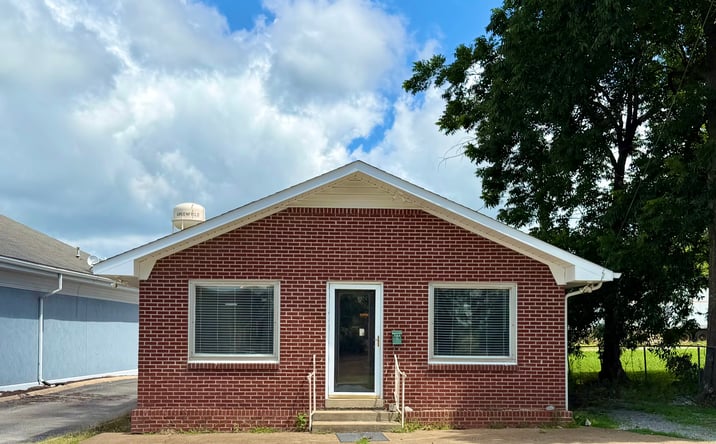Pictures of Retail, Office, Mixed Use property located at 103 Garland Street, Greenfield, TN 38230 for sales - image #1