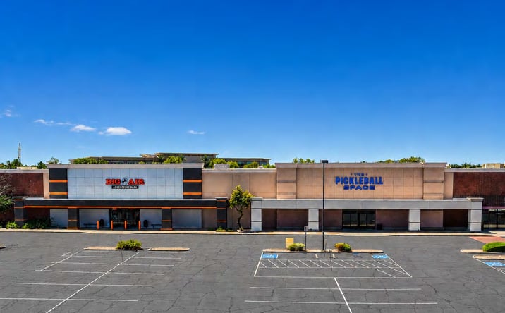 Pictures of Retail property located at 5665 West Bell Road, Glendale, AZ 85308 for sales - image #1