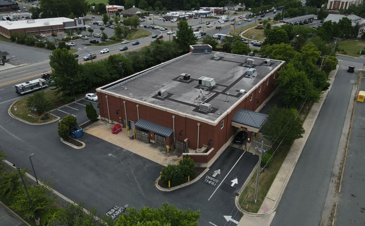 Pictures of Retail property located at 8174 Ocean Gateway Hwy, Easton, MD 21601 for sales - image #1
