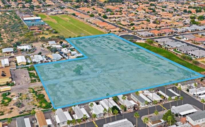 Pictures of Land property located at 7118 North 80th Avenue, Glendale, AZ 85303 for sales - image #1