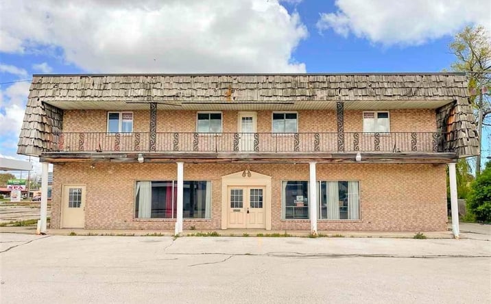 Pictures of Retail, Office, Mixed Use property located at 804 North Euclid Avenue, Bay City, MI 48706 for sales - image #1