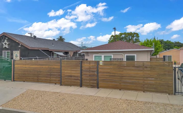 Pictures of Multifamily property located at 3136-3138 Casitas Avenue, Los Angeles, CA 90039 for sales - image #1