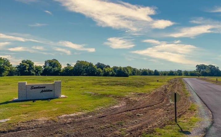 Pictures of Land property located at Lot 34 Sundance Circle, Campbell, TX 75422 for sales - image #1