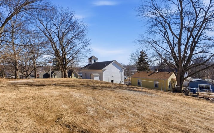 Pictures of Land, Special Purpose, Multifamily property located at Lot 2 2nd Street, Leclaire, IA 52753 for sales - image #1