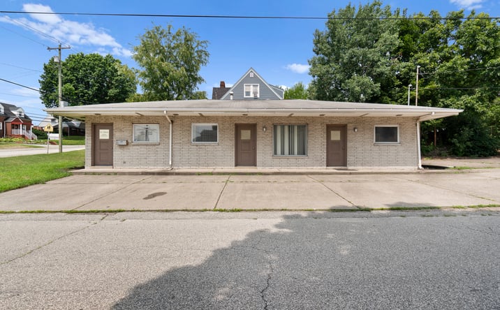 Pictures of Office property located at 2915 Leechburg Road, New Kensington, PA 15068 for sales - image #1