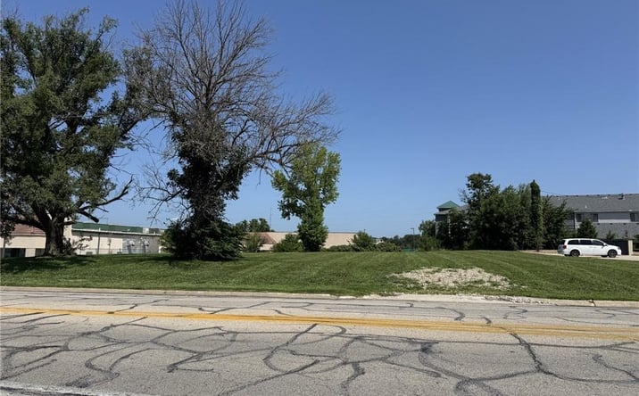 Pictures of Land property located at 623 E Young Avenue, Warrensburg, MO 64093 for sales - image #1