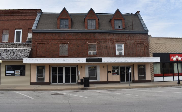 Pictures of Business for Sale property located at 313 W Madison Street, Pontiac, IL 61764 for sales - image #1