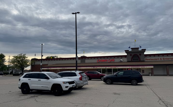 Pictures of Business for Sale, Retail property located at 1125 S Main Street H, Lombard, IL 60148 for sales - image #1