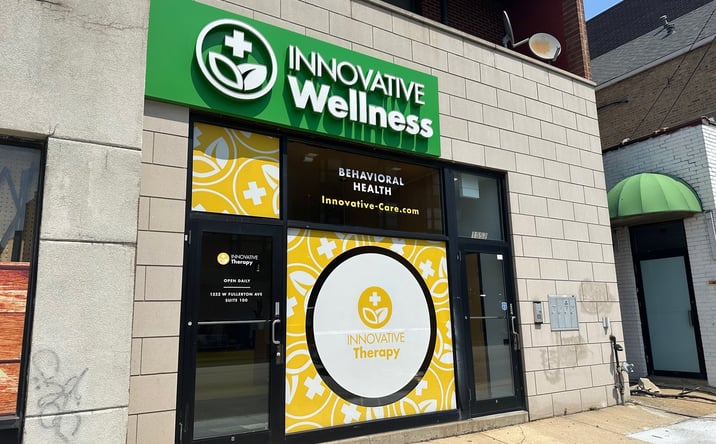 Pictures of Multifamily, Retail property located at 1552 W Fullerton Avenue, Chicago, IL 60614 for sales - image #1