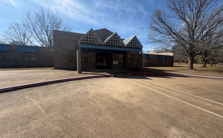 Pictures of Retail, Special Purpose property located at 1301 East Houston Avenue, Crockett, TX 75835 for sales - image #1