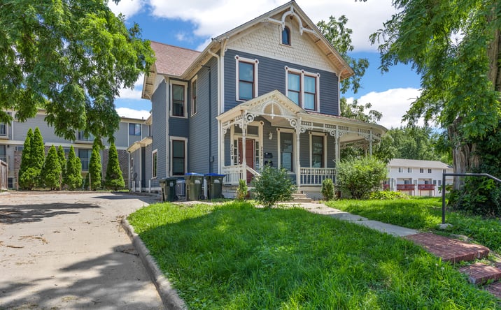 Pictures of Multifamily property located at 230 S DODGE ST, IOWA CITY, IA 52240-5141 for sales - image #1