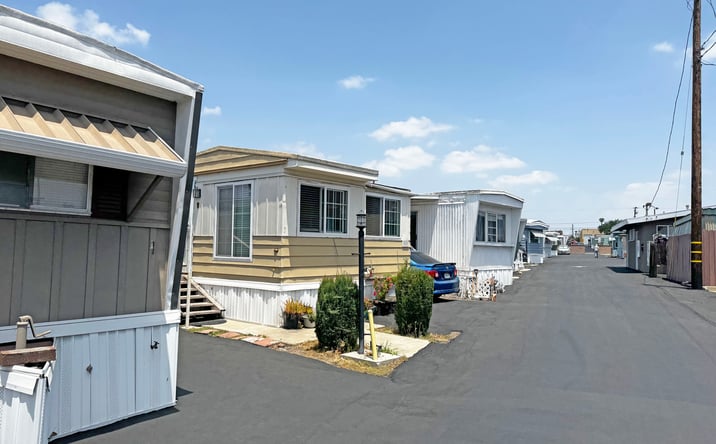 Pictures of Mobile Home Park property located at 1425 W 132nd St, Gardena, CA 90249, 1436 W 130th St, Gardena, CA 90249 for sales - image #1