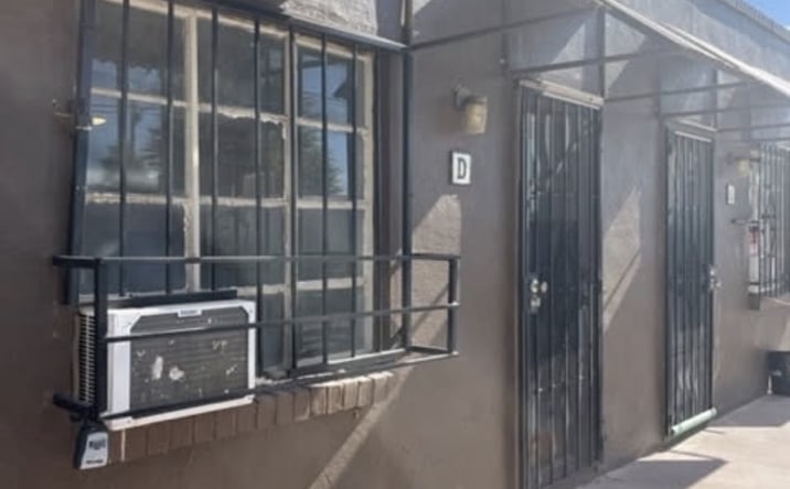Pictures of Multifamily property located at 120 E 34th Street, Tucson, AZ 85713 for sales - image #1