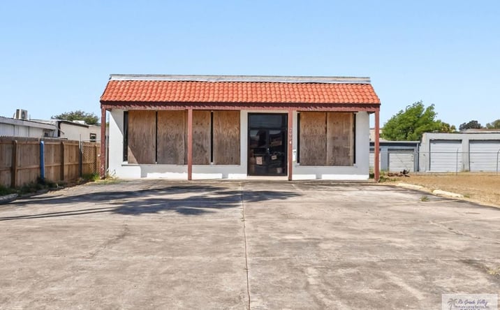 Pictures of Retail property located at 2664 Price Rd., Brownsville, TX 78521 for sales - image #1