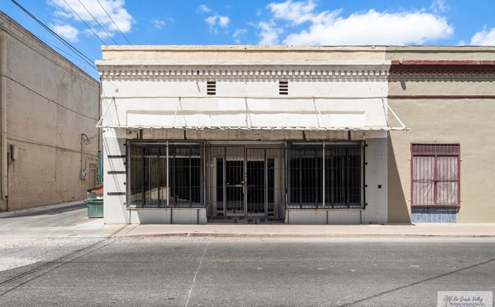 Pictures of Retail property located at 533 East 12th Street, Brownsville, TX 78520 for sales - image #1