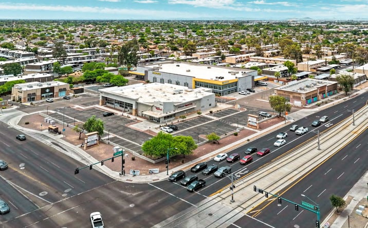 Pictures of Retail property located at 1940 W Glendale Avenue, Phoenix, AZ 85021 for sales - image #1