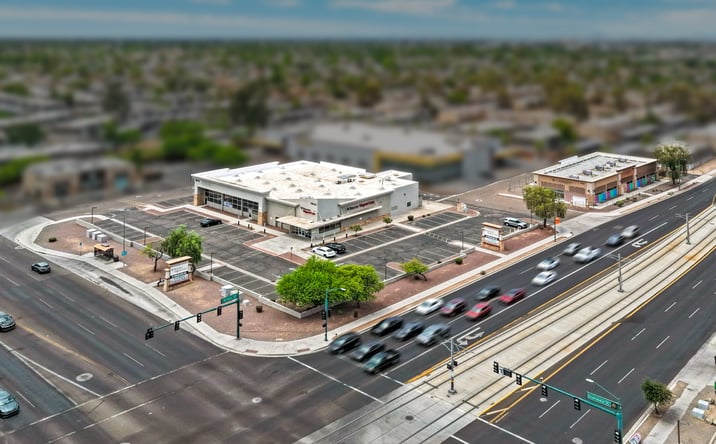 Pictures of Retail property located at 1940 W Glendale Avenue, Phoenix, AZ 85021 for sales - image #1