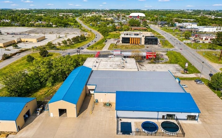 Pictures of Special Purpose property located at 4128 North Brady Street, Davenport, IA 52806 for sales - image #1