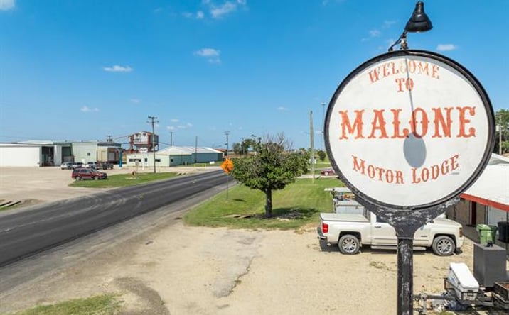 Pictures of Hospitality property located at 312 W Live Oak, Malone, TX 76660-3098 for sales - image #1