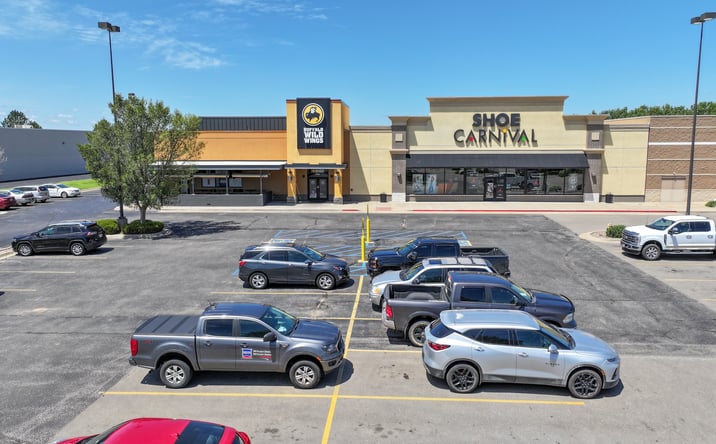 Pictures of Retail property located at 2580 South 9th Street, Salina, KS 67401 for sales - image #1