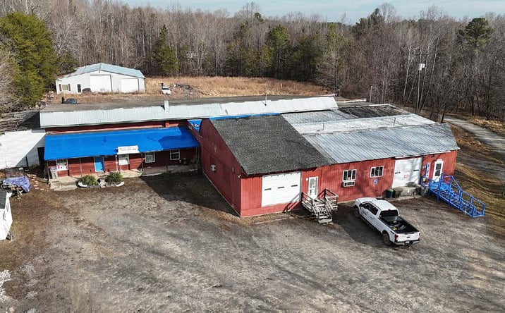 Pictures of Industrial property located at 41 Lakeside Drive, Farmville, VA 23901 for sales - image #1