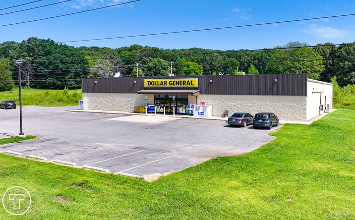 Pictures of Retail property located at 468975 US Hwy 64, Gans, OK 74936 for sales - image #1