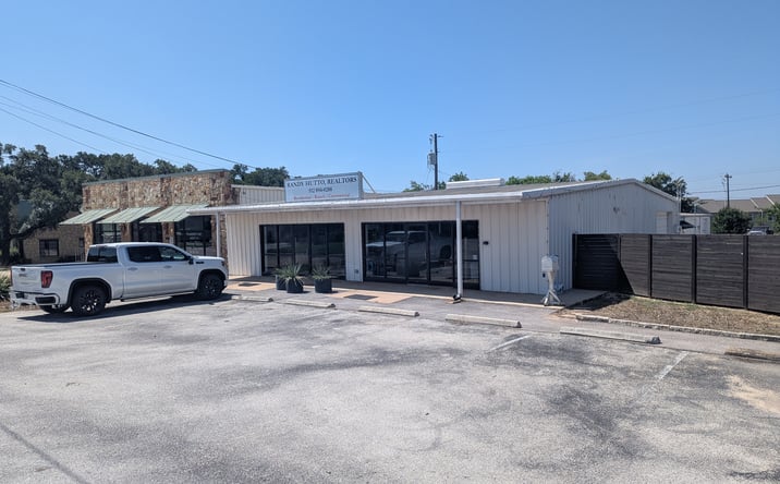 Pictures of Retail, Office, Mixed Use property located at 709 A & B and 711B Hwy 290 Highway, Dripping Springs, TX 78620 for sales - image #1