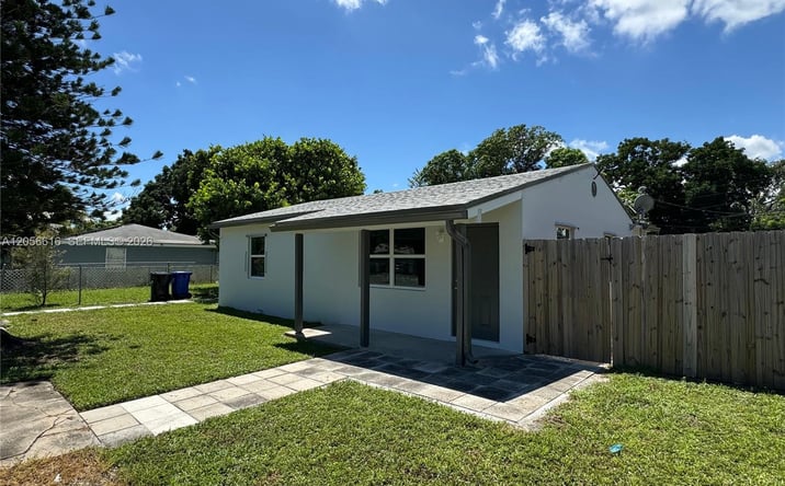 Pictures of Multifamily property located at 1223-1225 NW 6th Ave, Fort Lauderdale, FL 33311 for sales - image #1