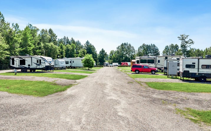 Pictures of Mobile Home Park property located at 6171 Old Hwy 31, Brewton, AL 36426 for sales - image #1