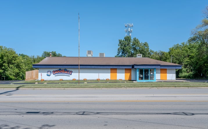 Pictures of Retail property located at 4256 SECOR RD, TOLEDO, OH 43623 for sales - image #1