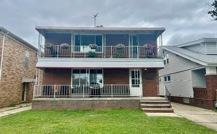 Pictures of Multifamily property located at 7414 Dorothy Avenue, Parma, OH 44129 for sales - image #1