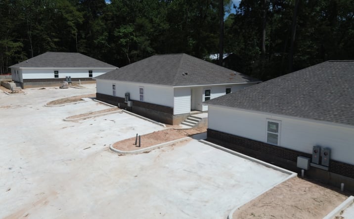 Pictures of Retail, Multifamily property located at 103 SUMMER PL, HUNTSVILLE, TX 77340-2213 for sales - image #1